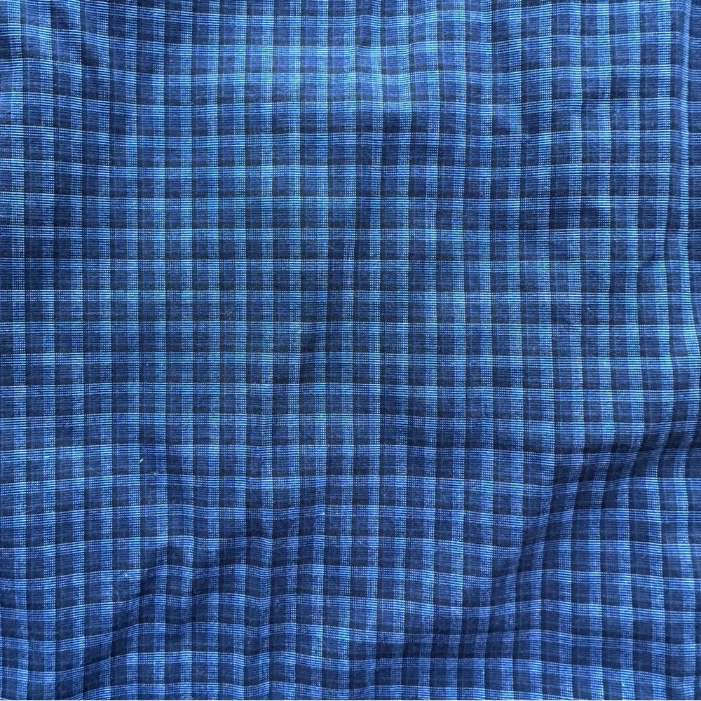 Calvin Klein Men’s Slim Fit & Non-Iron Button Down Blue & Navy Plaid Dress Shirt - Picture 3 of 7